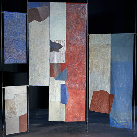 Natalia Blanch, installation Le lieu qui te revêt