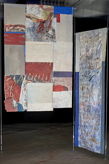 Natalia Blanch, installation Le lieu qui te revêt